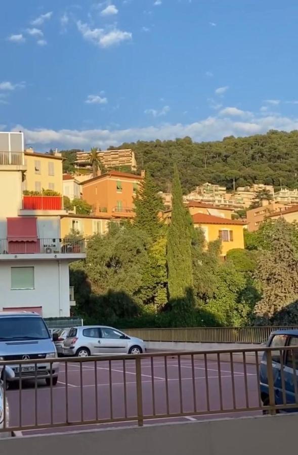 Entier. Riquier Appartement Nice